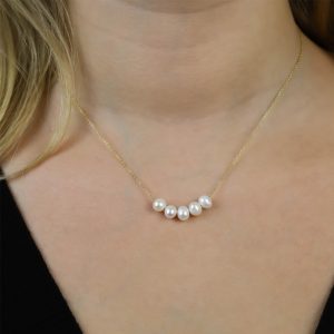 náhrdelník s 5 perlami